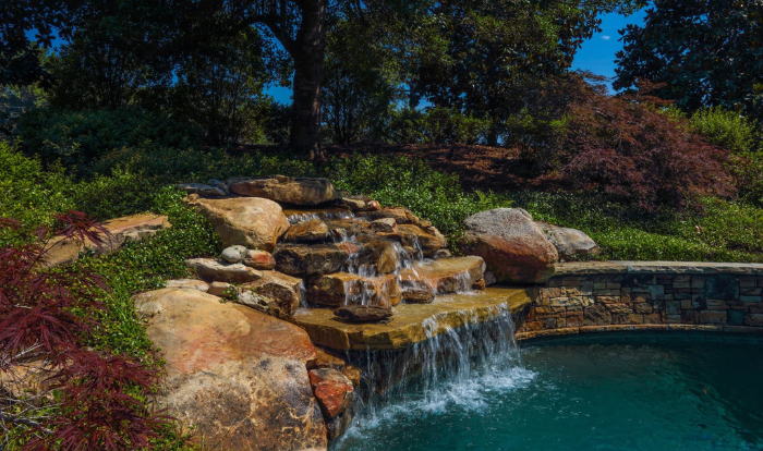 water feature resize