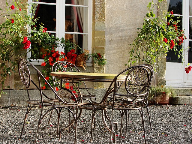 Recreate your favorite European garden experience at home